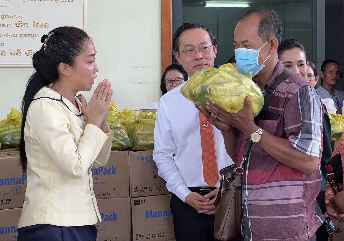 5B3135E4-2B54-4BDD-AFB1-5D9A3526FC47