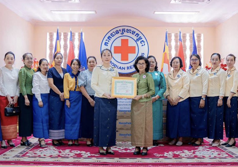 8E5AEF65-B132-4D42-BD78-31D7F866B5A6