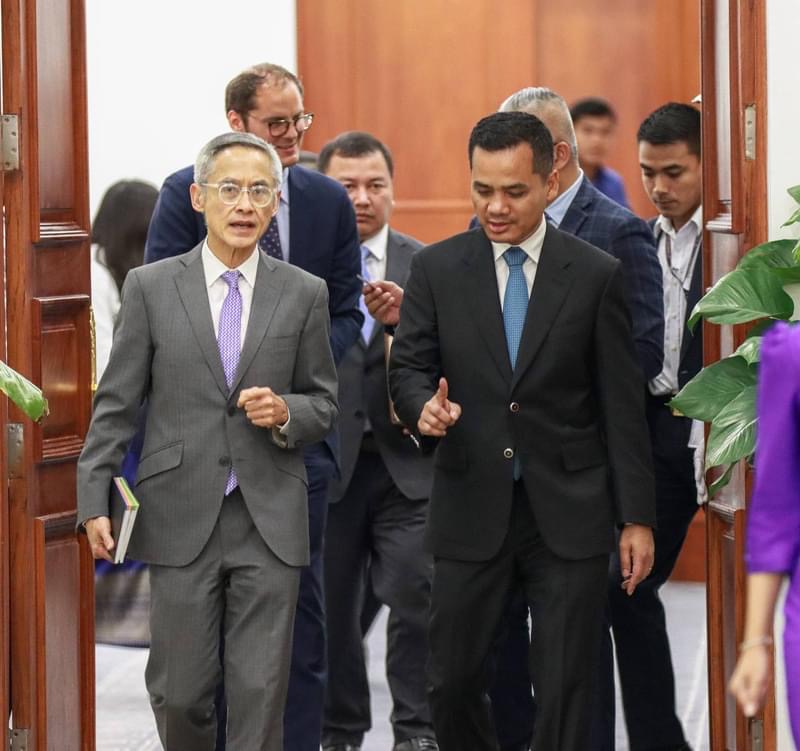 0379E9F2-2CC6-4622-8368-FBDEB2C3FA2E