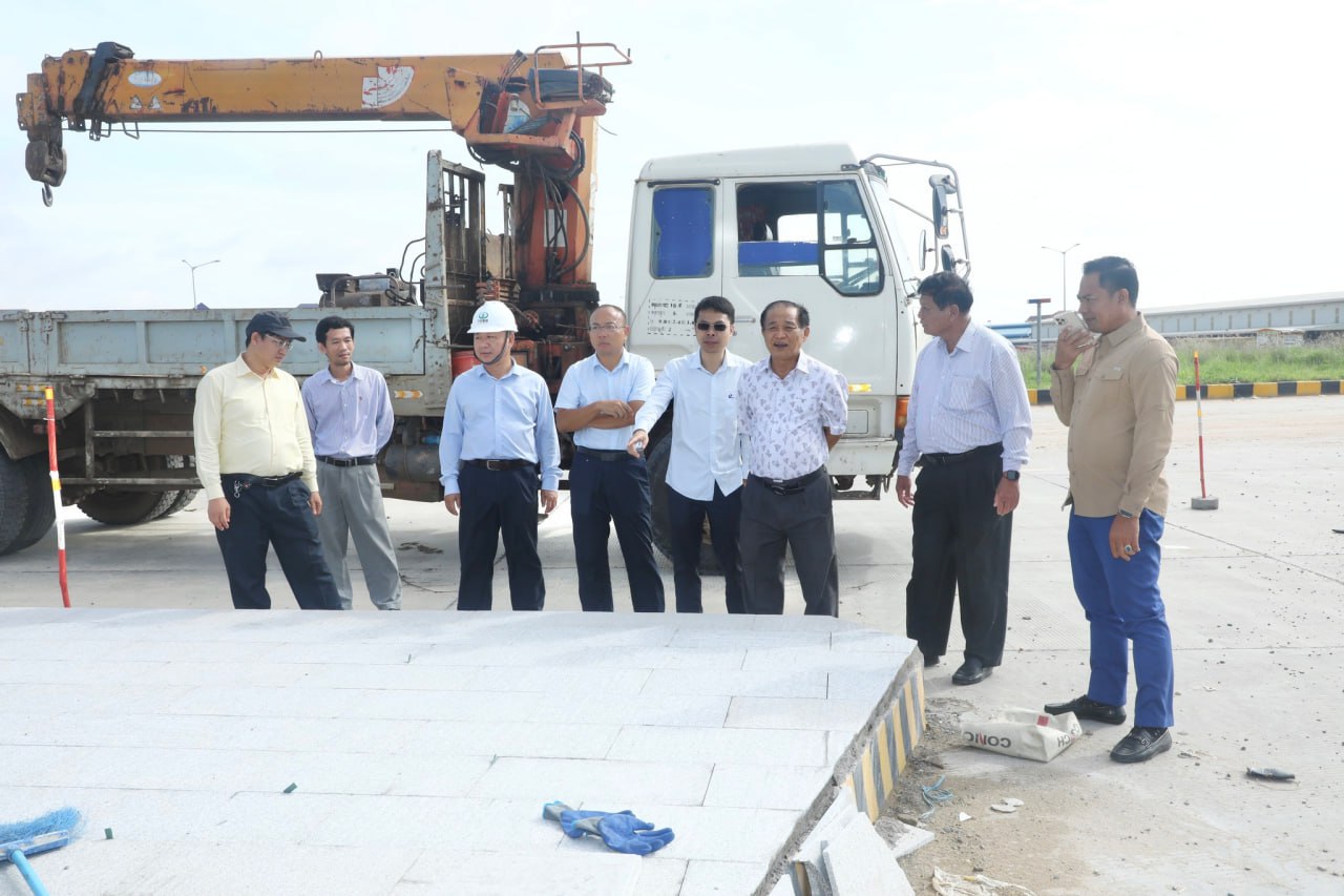 67376929-5DB9-4045-A40E-C841E892F189