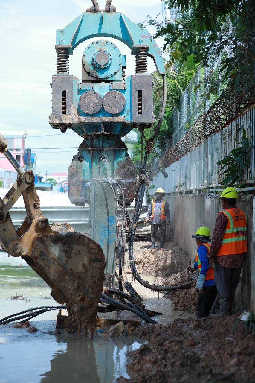 752E8F10-C5F1-4E8E-BD2D-B2A3941259E3