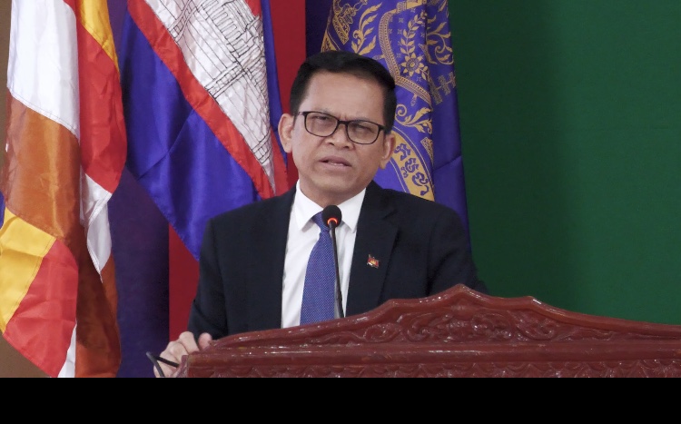 F4E344E3-04DA-4915-9BC4-13A38476BD04