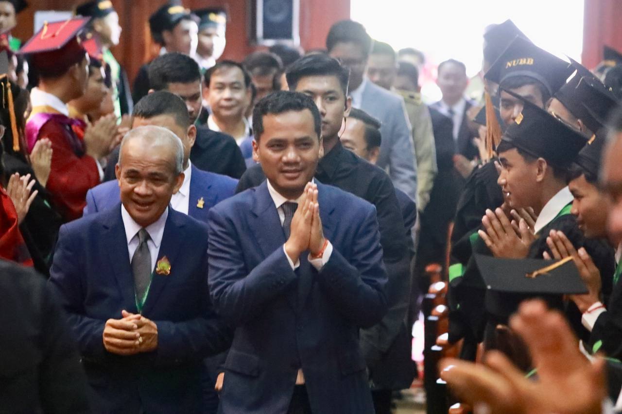 1AF71E8D-FC62-435C-94D8-A30A99900663