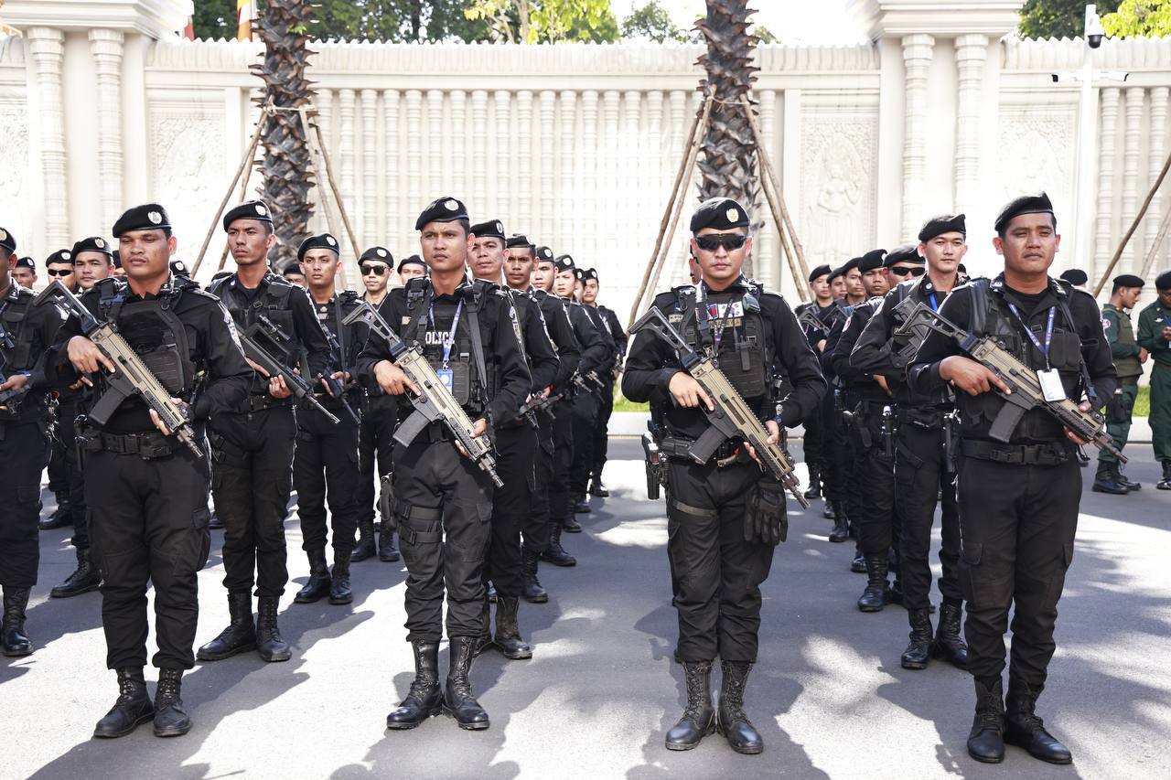 41FF2CA8-5BAB-486F-8449-92BFE938ED05