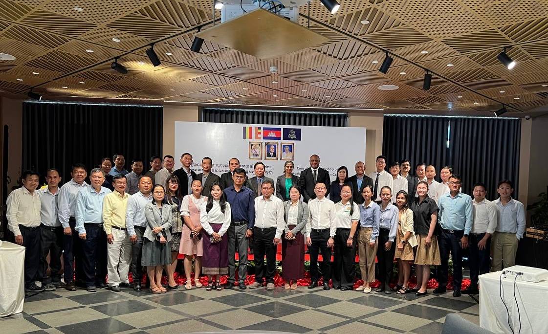 CB01F9D2-7D51-4556-A11D-351DDF83B72E