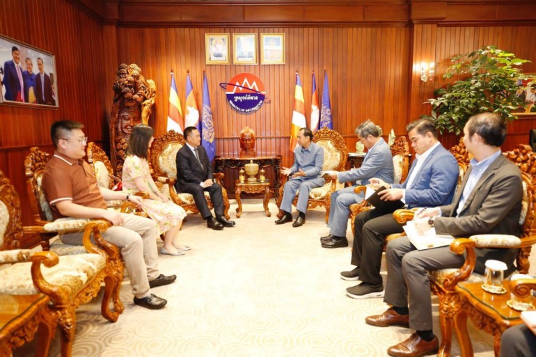 FAFF376C-ED47-4CFF-BDF5-6FB709CC71E8