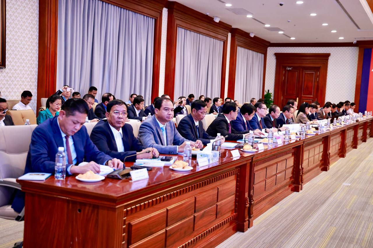 D74CC7CA-7A2E-4E92-8305-48A11451C2D6