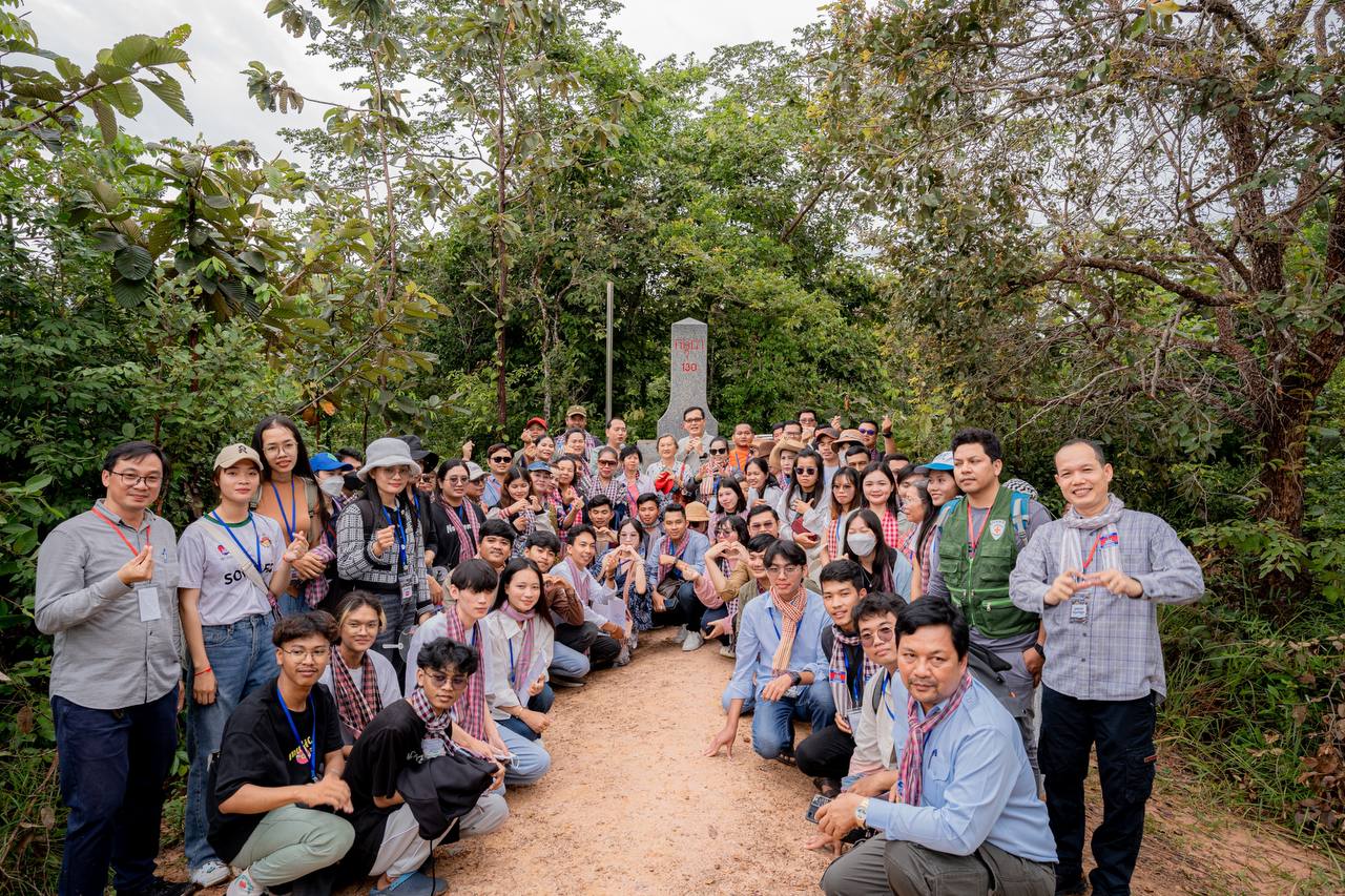 FC243AFD-4C3B-496D-94C9-FD551331D9C1