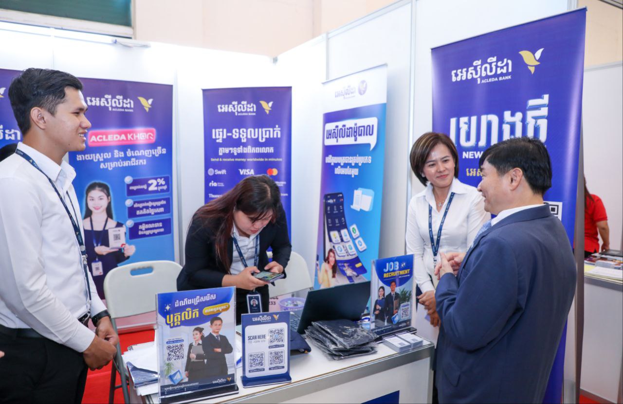 285CF733-7FA3-431B-9930-DCF8F3579126