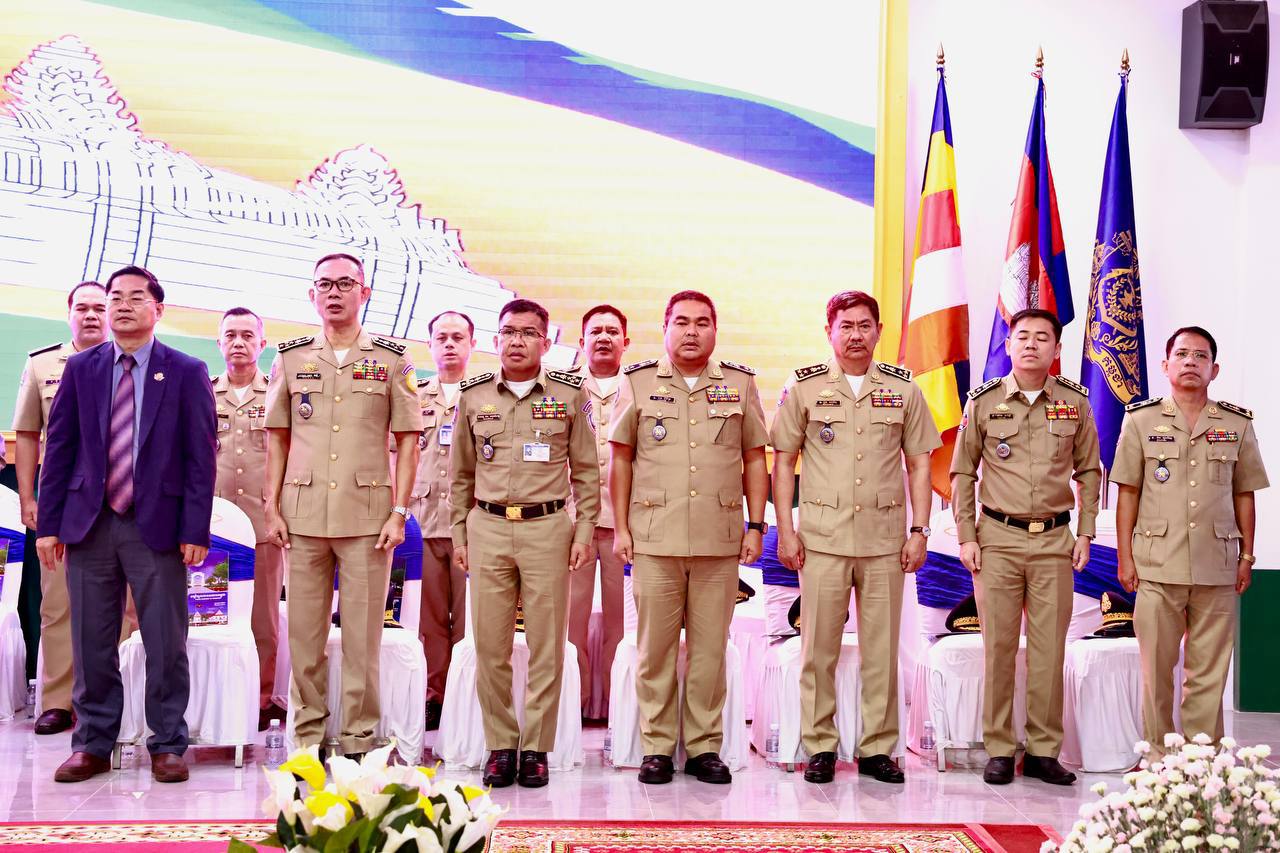 33CEFD96-FBFE-4FB5-8829-8EBB75F1EF35