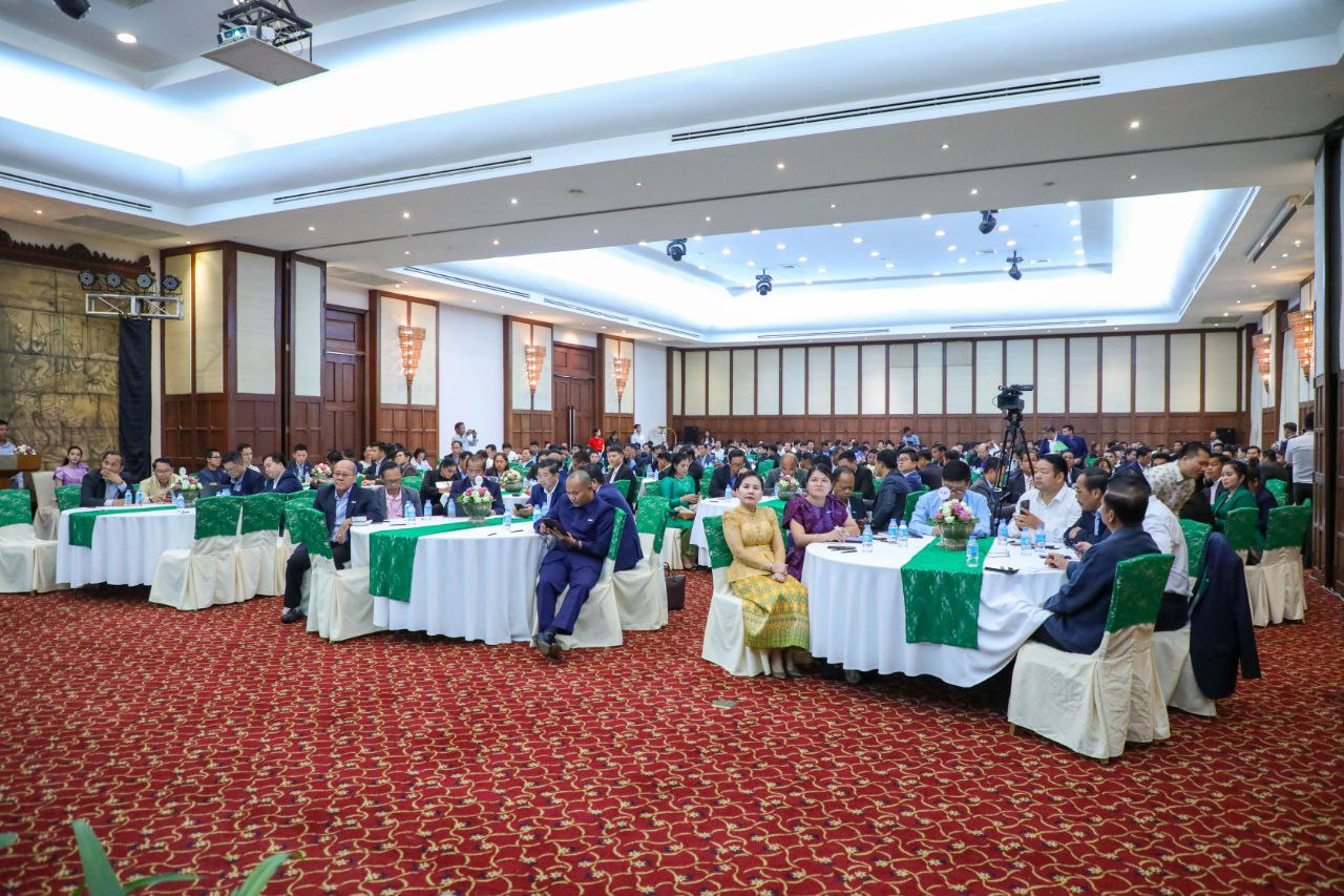 7CEFB829-95E4-4696-BCA6-216362CE7379