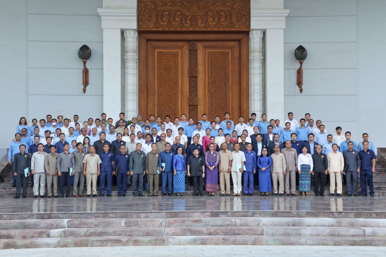 A9423F3E-81C4-41A4-BF3F-4D9D40C70A94