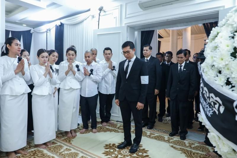 A996932A-CD9A-4F4E-B213-53F19B4DEC75