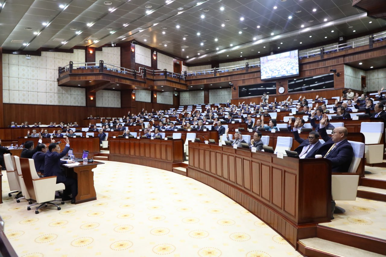 BE732F20-CB6B-4B9B-8D7F-7067D7829A2A