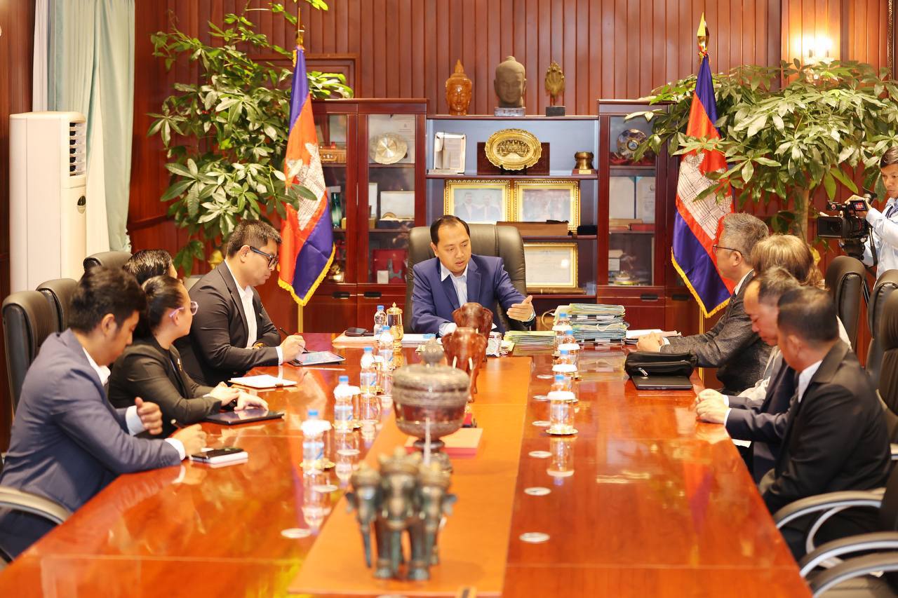 EA3D489B-6AD2-4930-98F9-79AA9F5C15C1