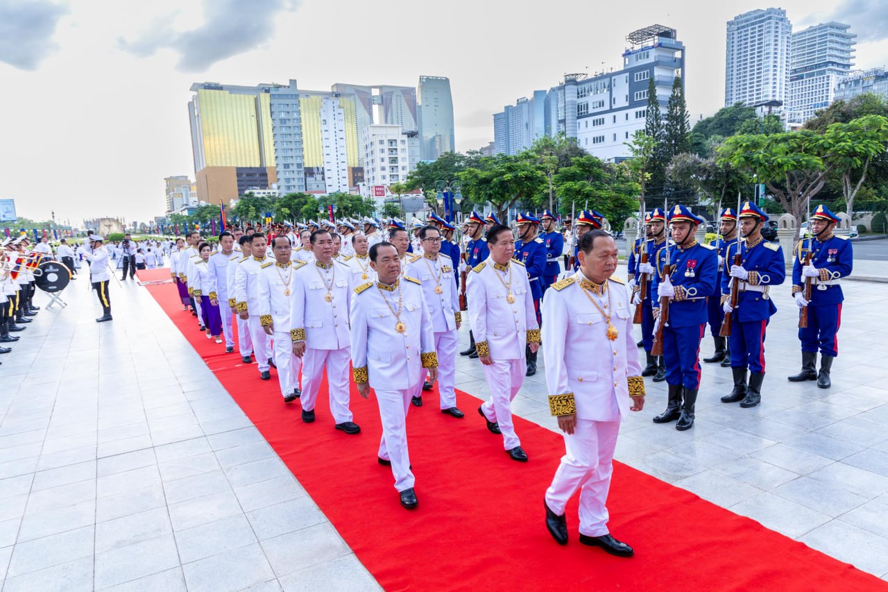 EEB66045-9003-4A41-9FEA-75D366BD6539