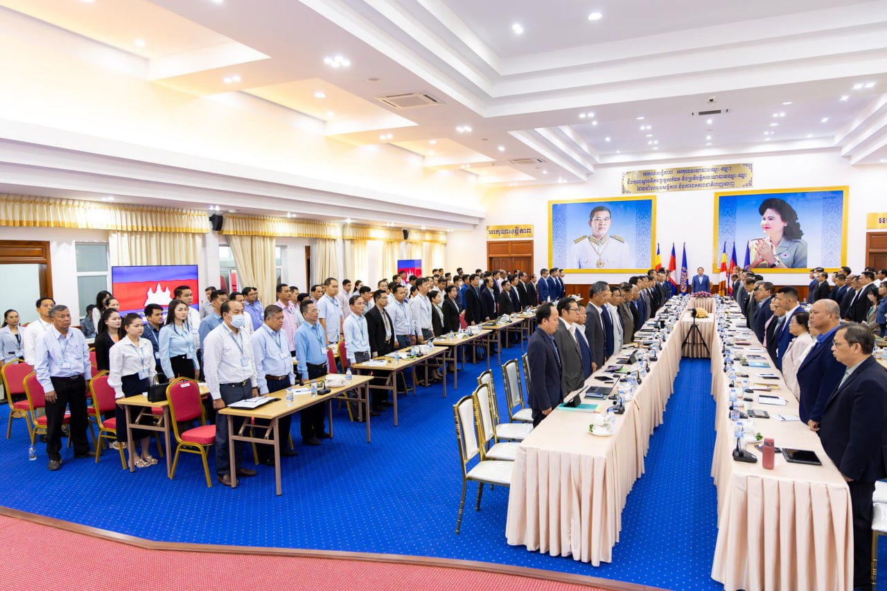 FEC4B842-339D-4E18-9495-0185AA33F69D