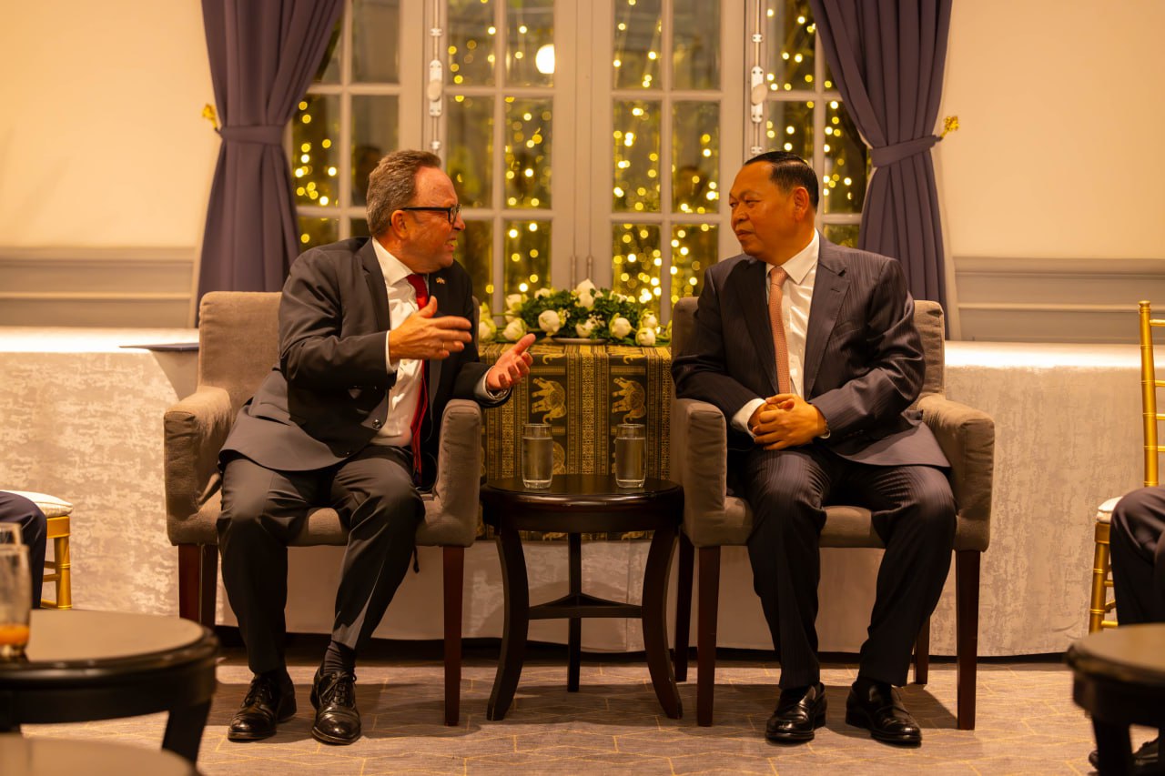 18446E2C-7A50-4D00-BB30-862987194B94