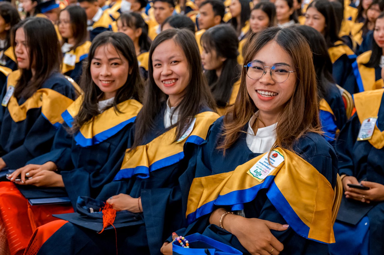 3039F9F4-6EA3-494F-BC8D-7BF02C244C88