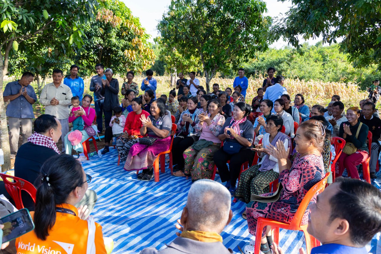 38538D2A-5C52-43D1-B7D4-DF5158025A28