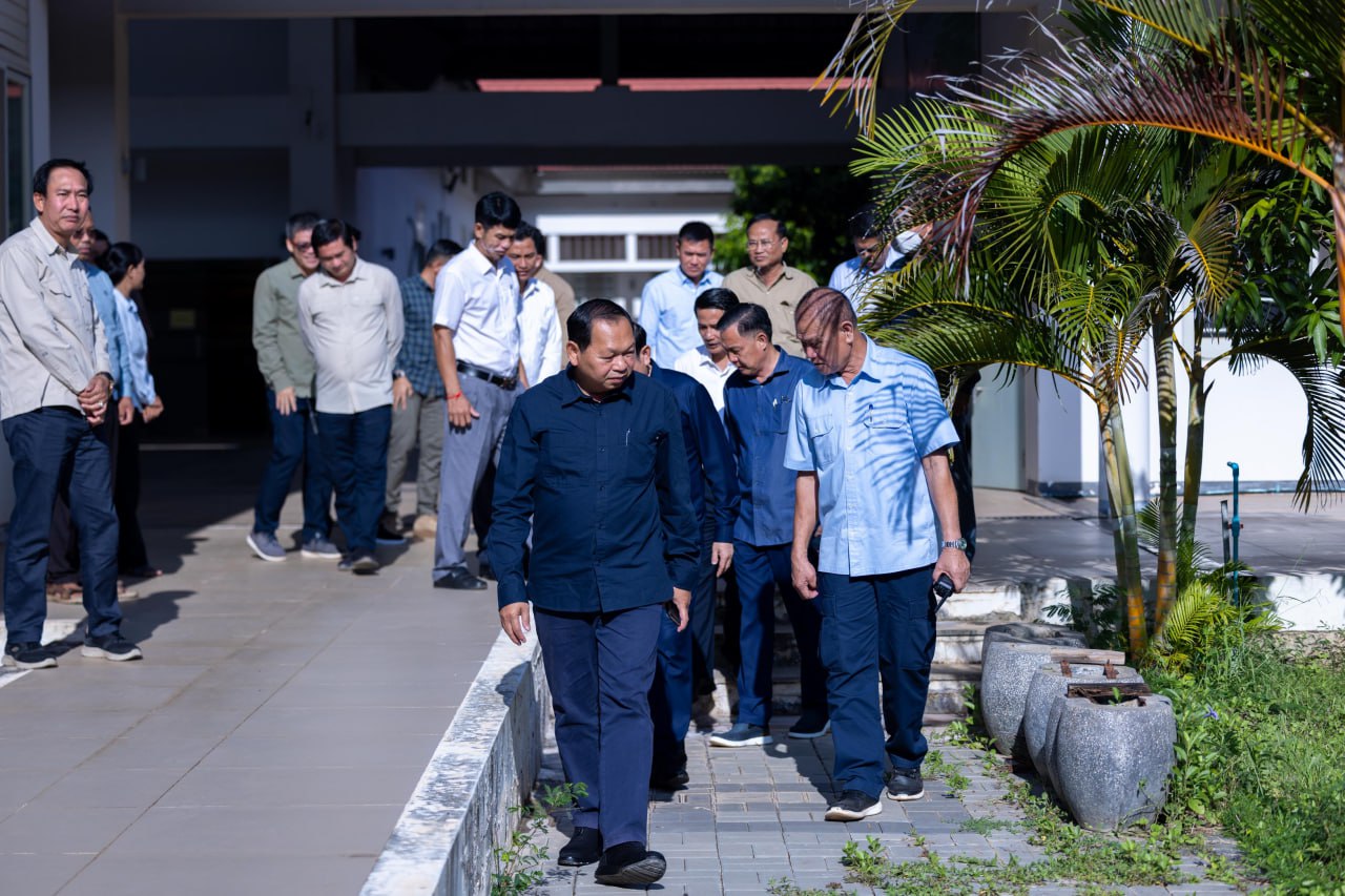 3BA44E00-237D-4603-9BE7-6C00DE0EB1B5