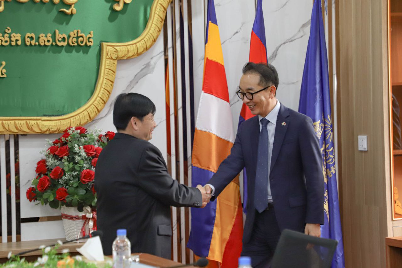 8F379446-3D25-4760-B0DD-2125FCCF6519