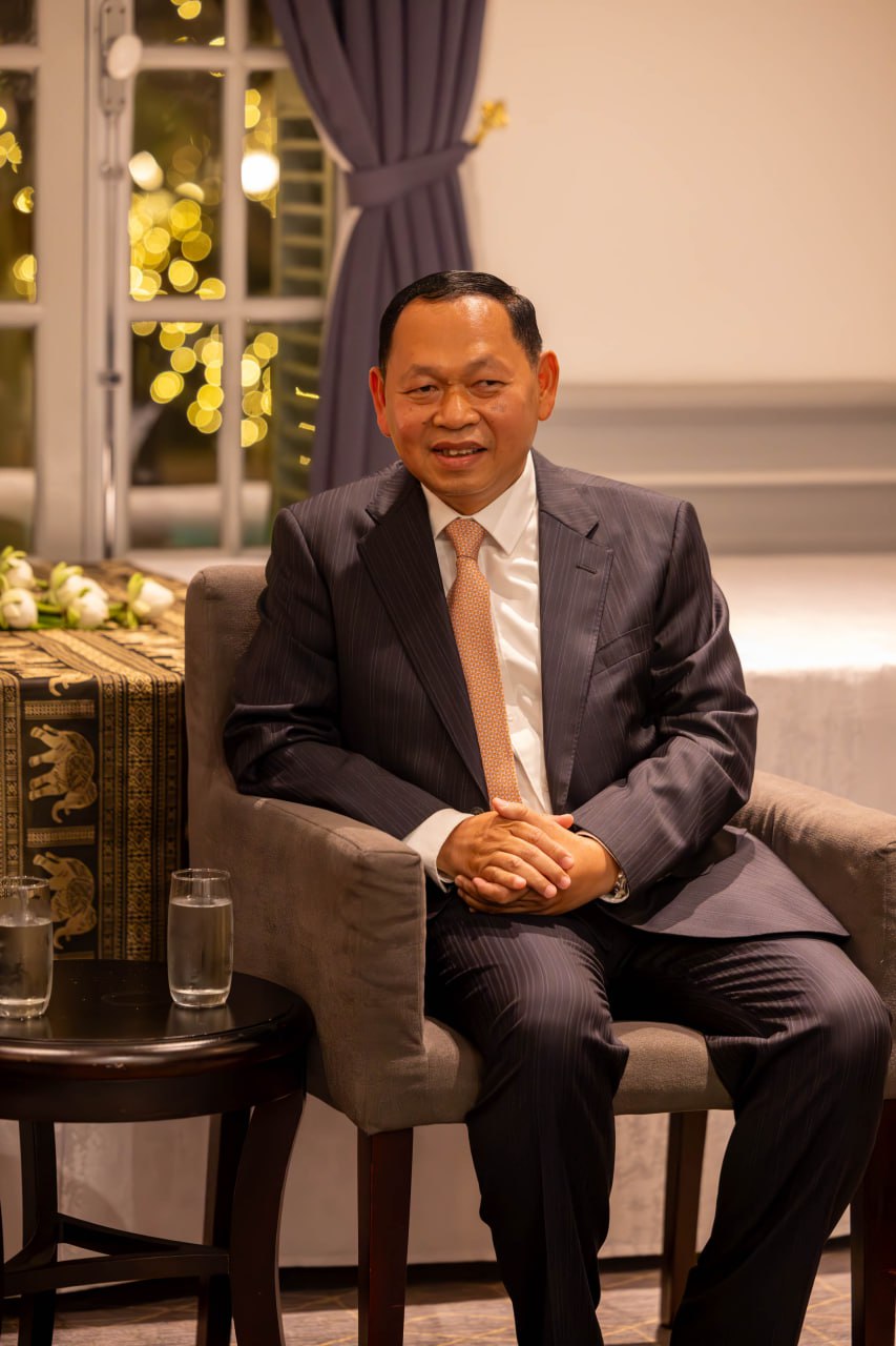 CF3BA38F-9B5C-43F5-A3DA-193533937244