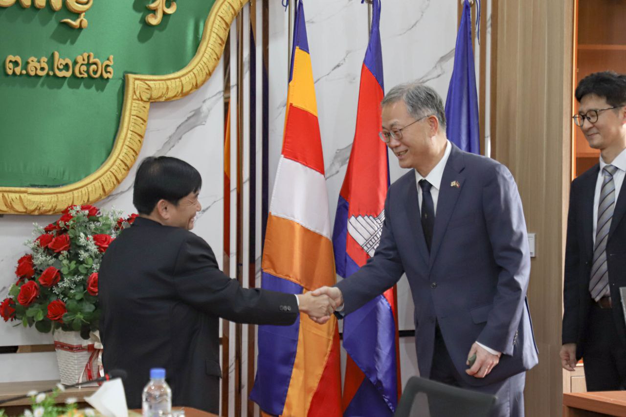 D0D9CEC4-0CF5-4BB7-9208-581E1C510A14