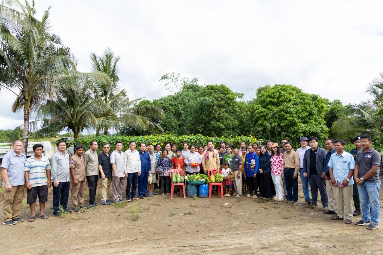 D0FAF4D7-9429-45BE-9A6C-BE3F323C4B07