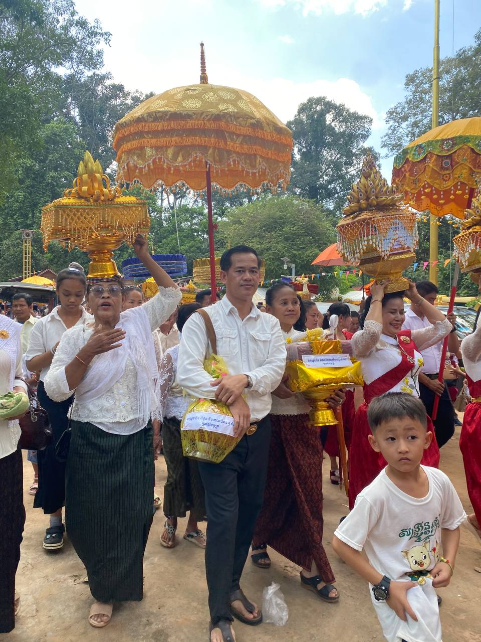 D9F30745-1337-4F79-96C7-46D1D9207D6D