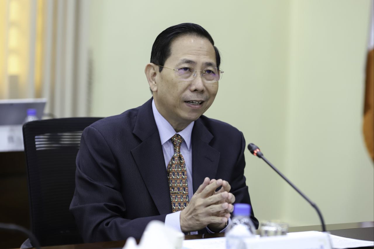 DDFA3BA8-C56F-43DC-8ABE-08B34C0FDF65