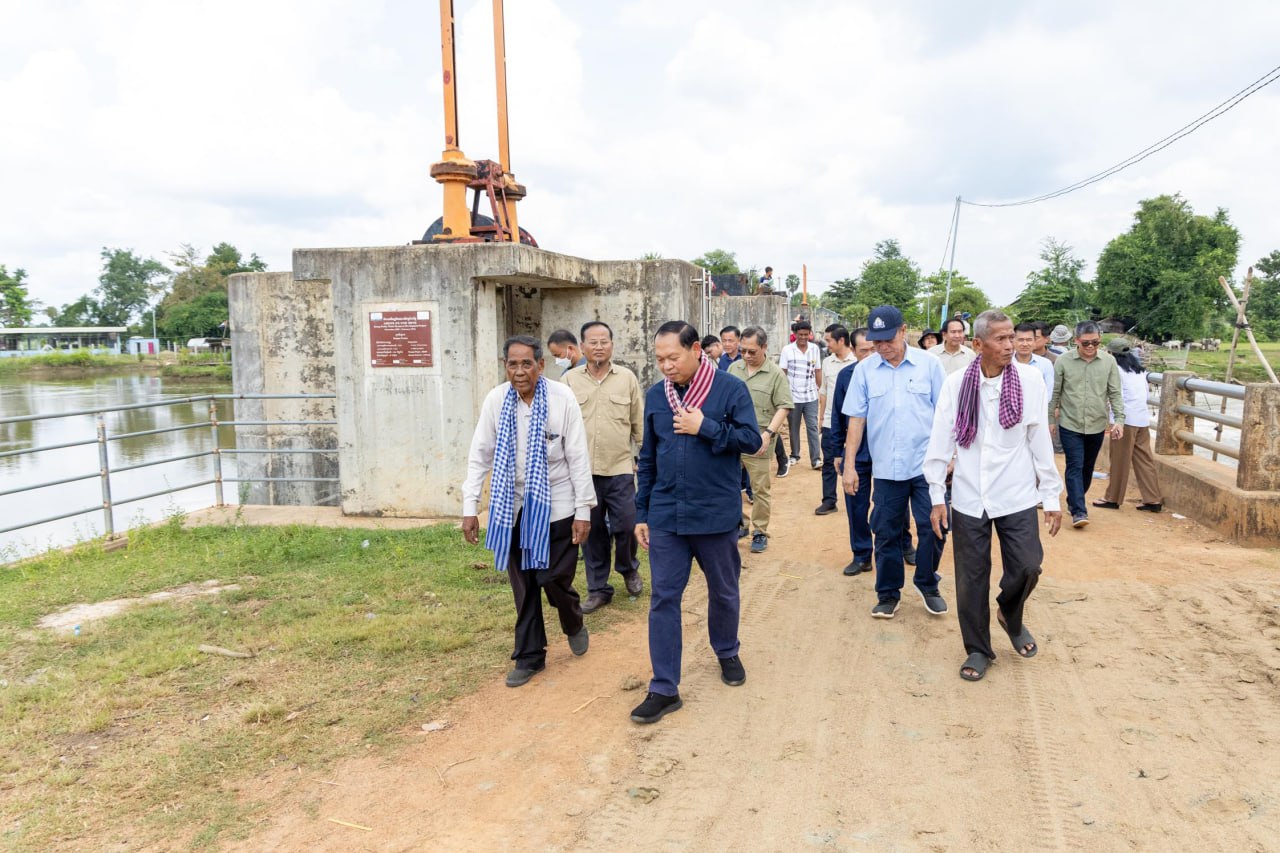 E3097F51-8EE0-4FC2-A465-BEDE49AD0767