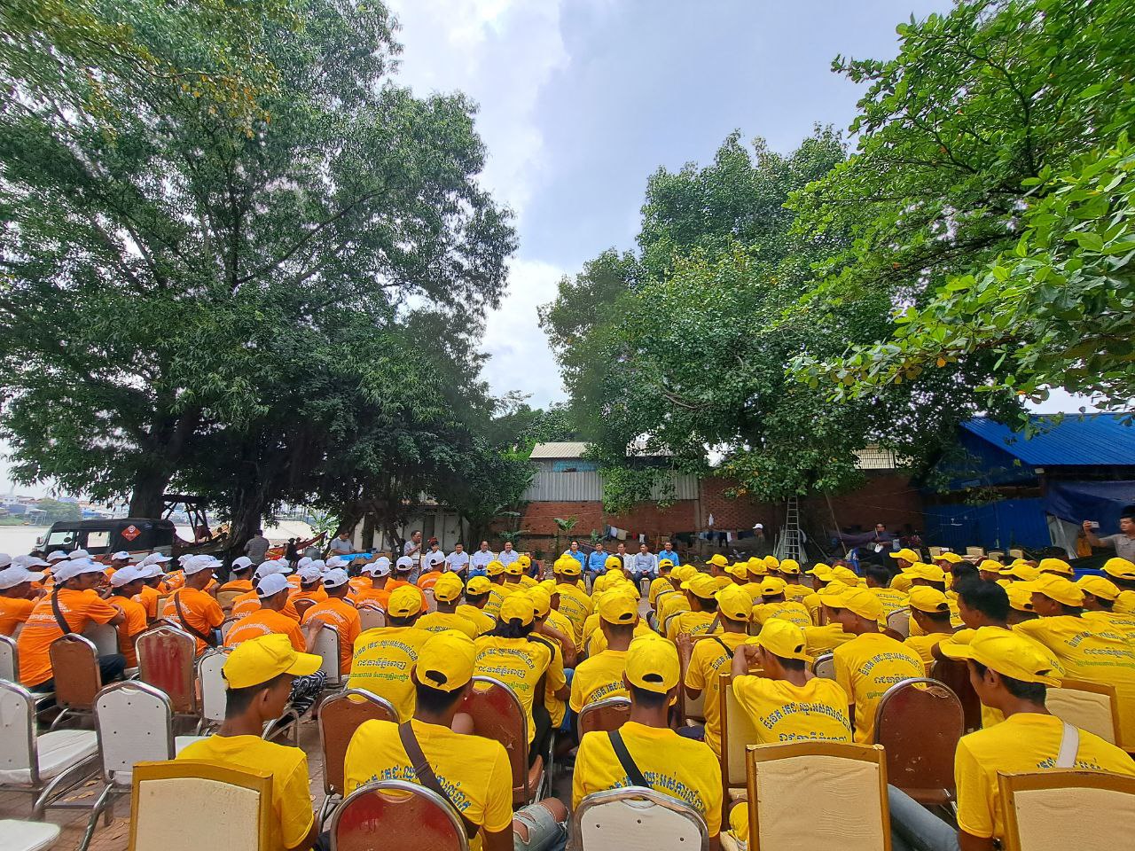 EA5AEB32-605B-491B-ABED-AD0F7C980FEE