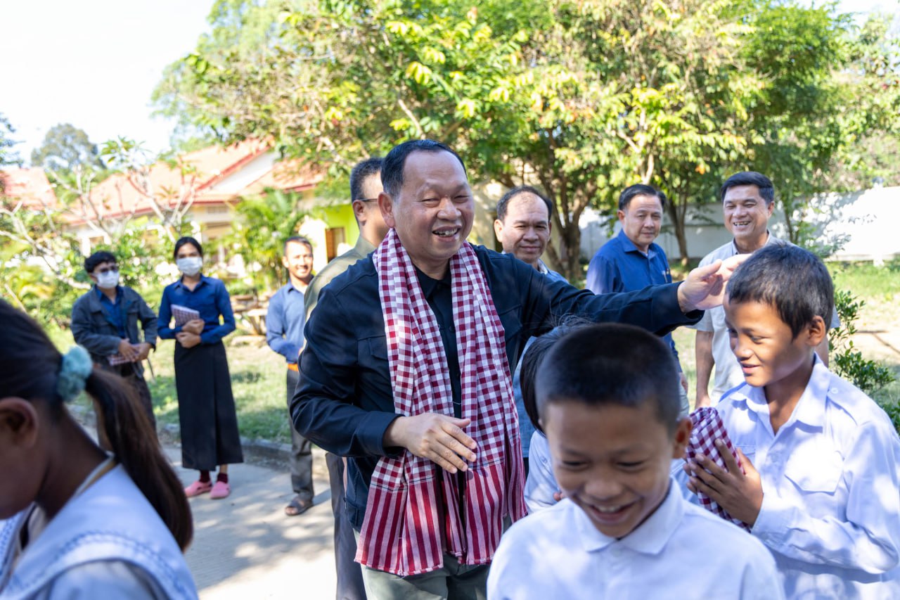 F020E2BF-F9AD-438C-90AB-EBA7E5EA5ED2