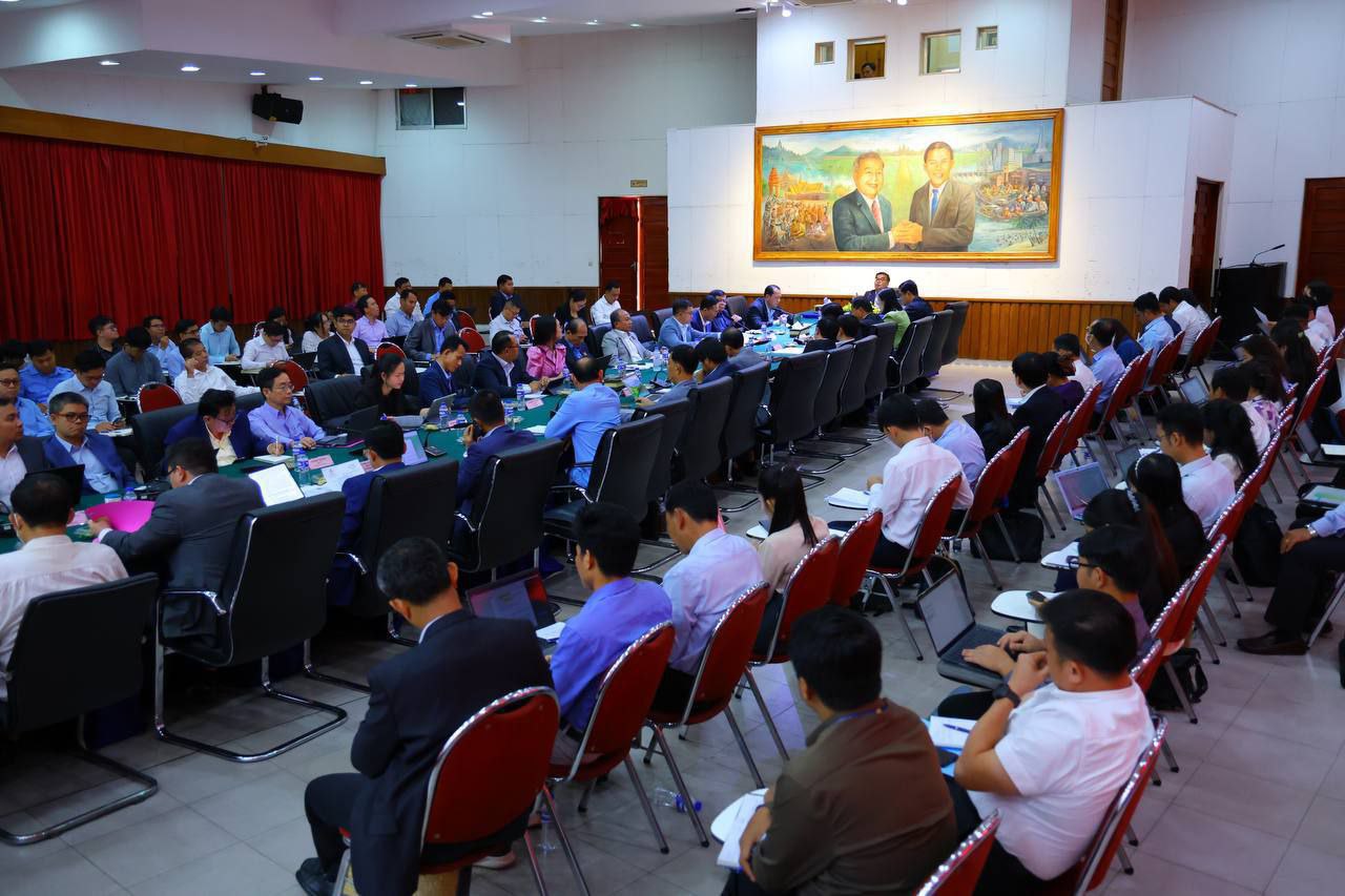 1CFA328F-02C5-4ACF-9233-7072CEA70332