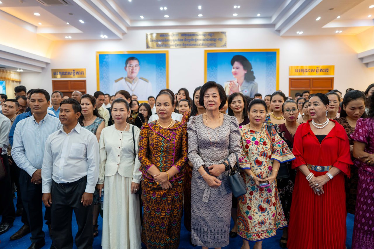 36CA68E9-A3CB-4BDB-BC6C-21360A8633CF