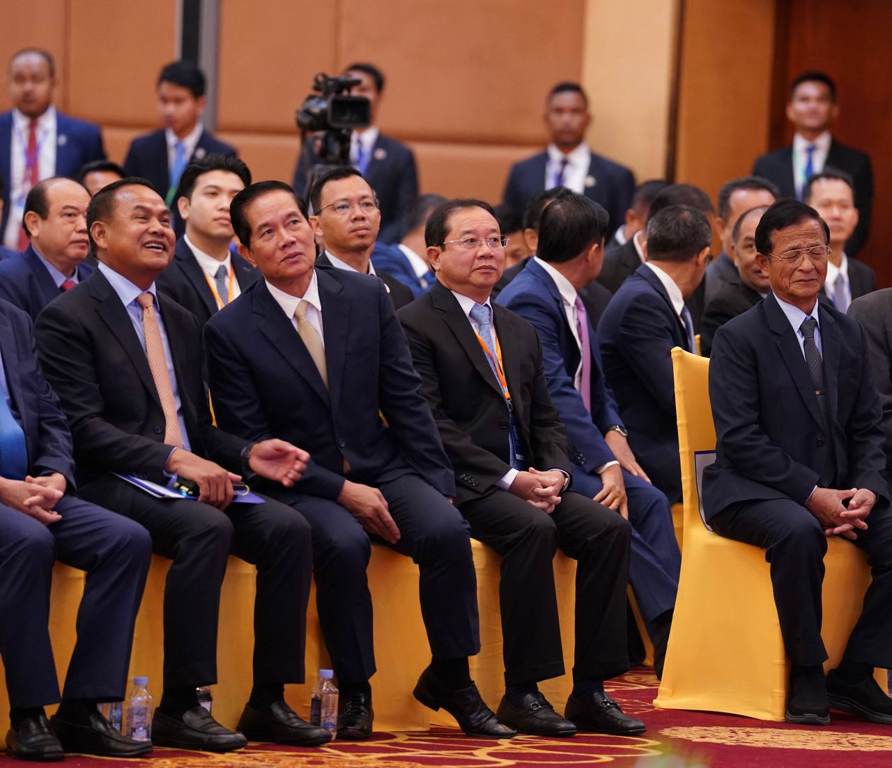 51D921EB-FAE9-4761-956F-082EAA29A023