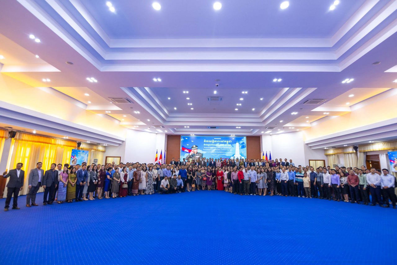 56055B12-B4DB-4451-BE0F-FE334EA35A74