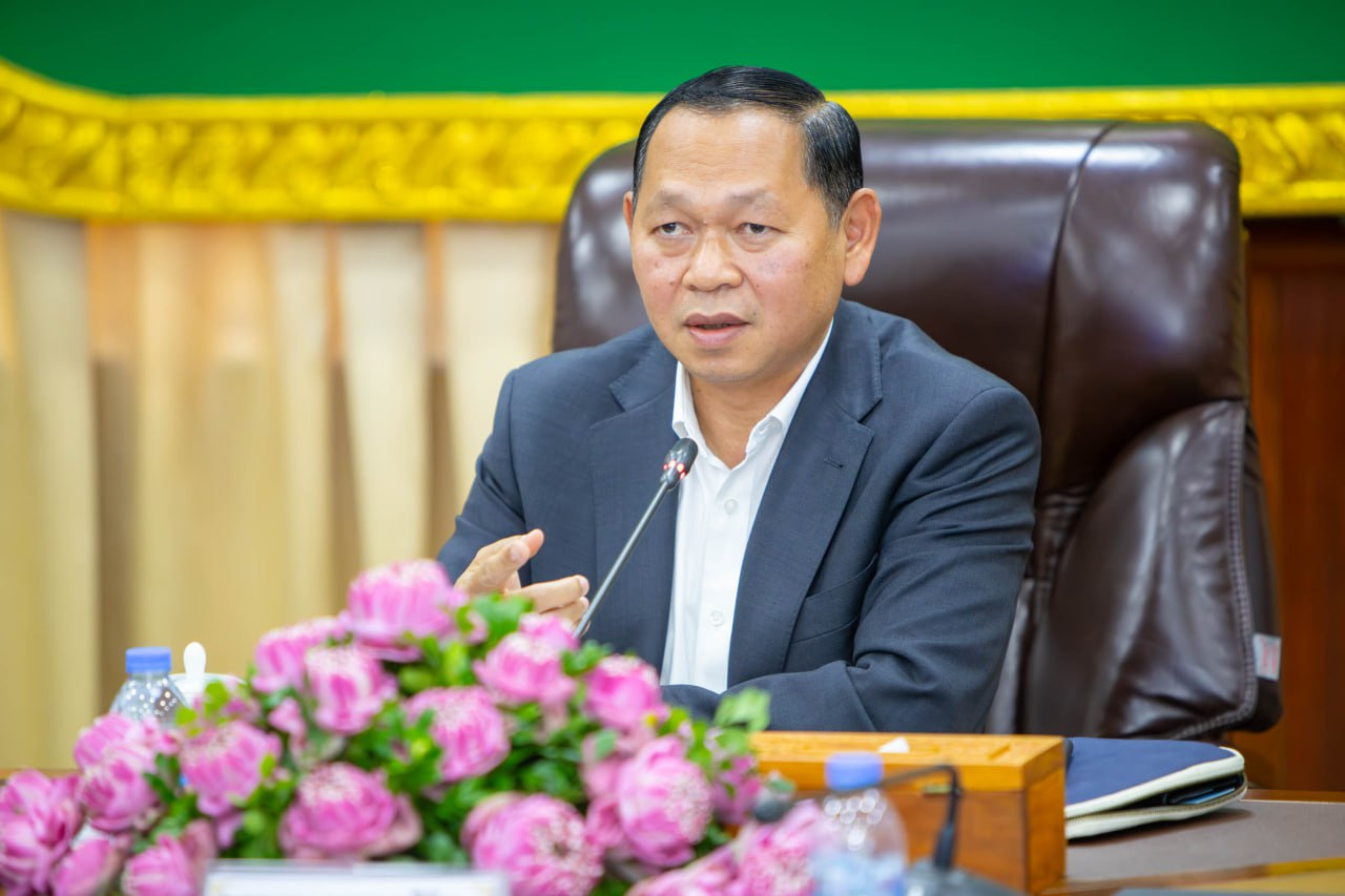 75A50E1F-8DFE-4C3D-A844-8708A60DAF2C