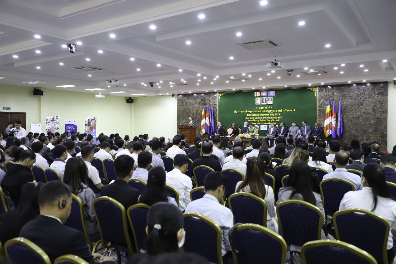 9A1605C8-A130-49DB-BBF5-3AE3D58DD30A