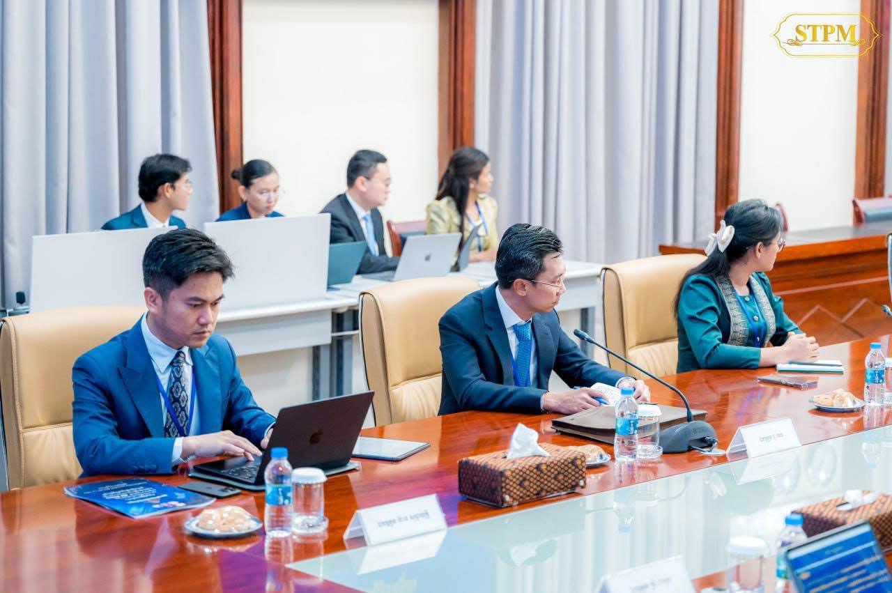 9F965CBA-F44A-457D-9A99-BB0BCB058B76