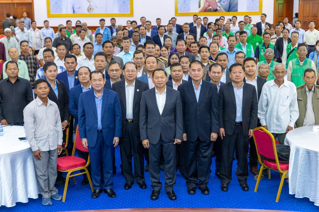 D0FE6570-95D9-406F-B3B8-831CDD87321A