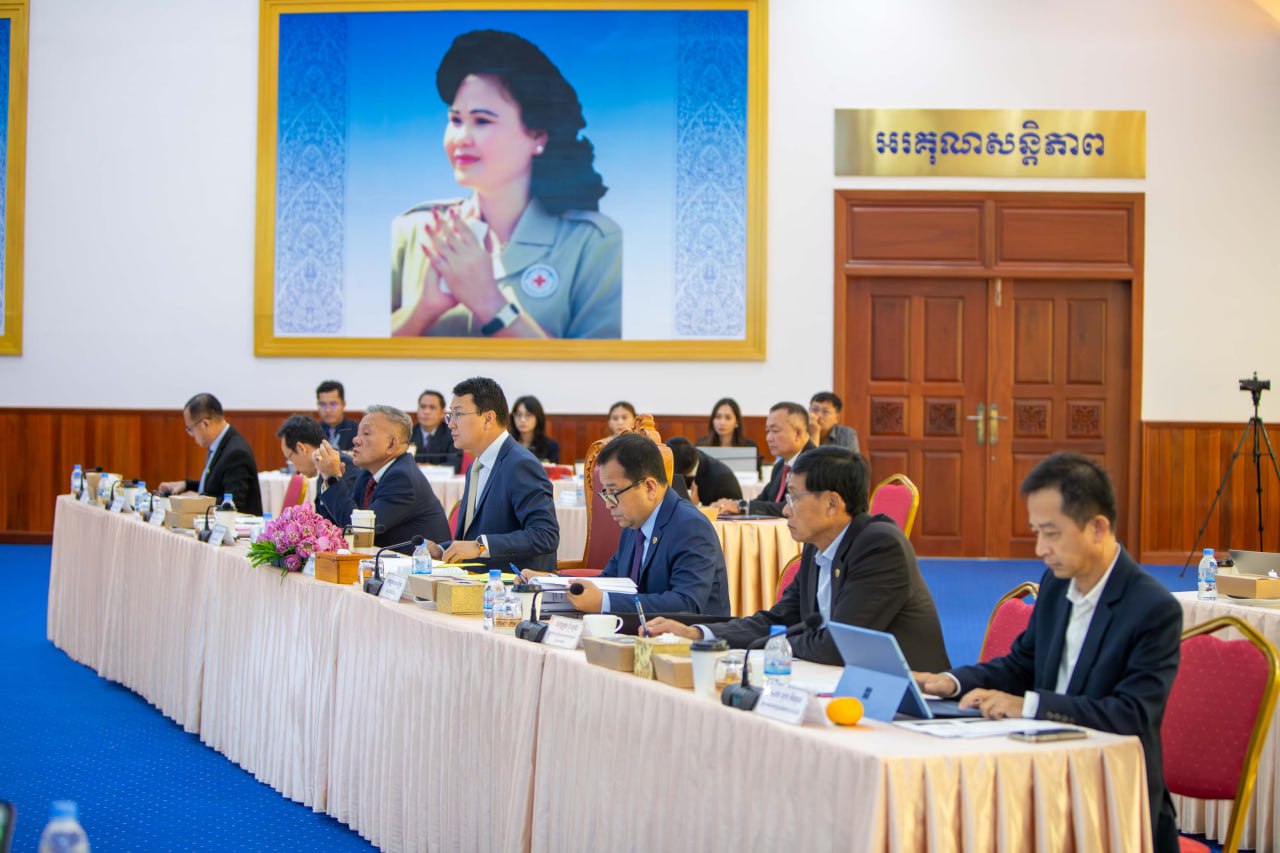 D15CA122-68D8-4C23-8163-54783F525471