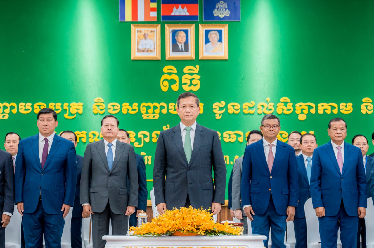 D471FD06-A260-4DFA-B627-C120A51216CE