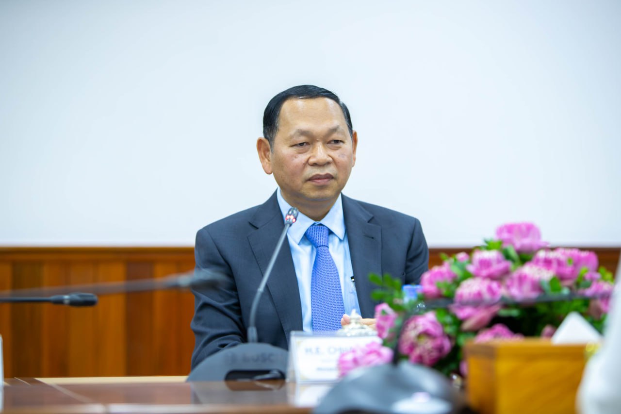 EE2387F1-173D-41ED-BFF5-73C22AD536B9