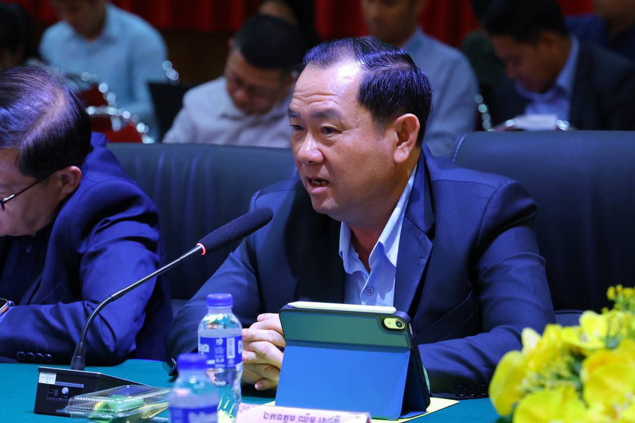 FAF274A4-58CD-4B9D-89C0-9E5244D56770