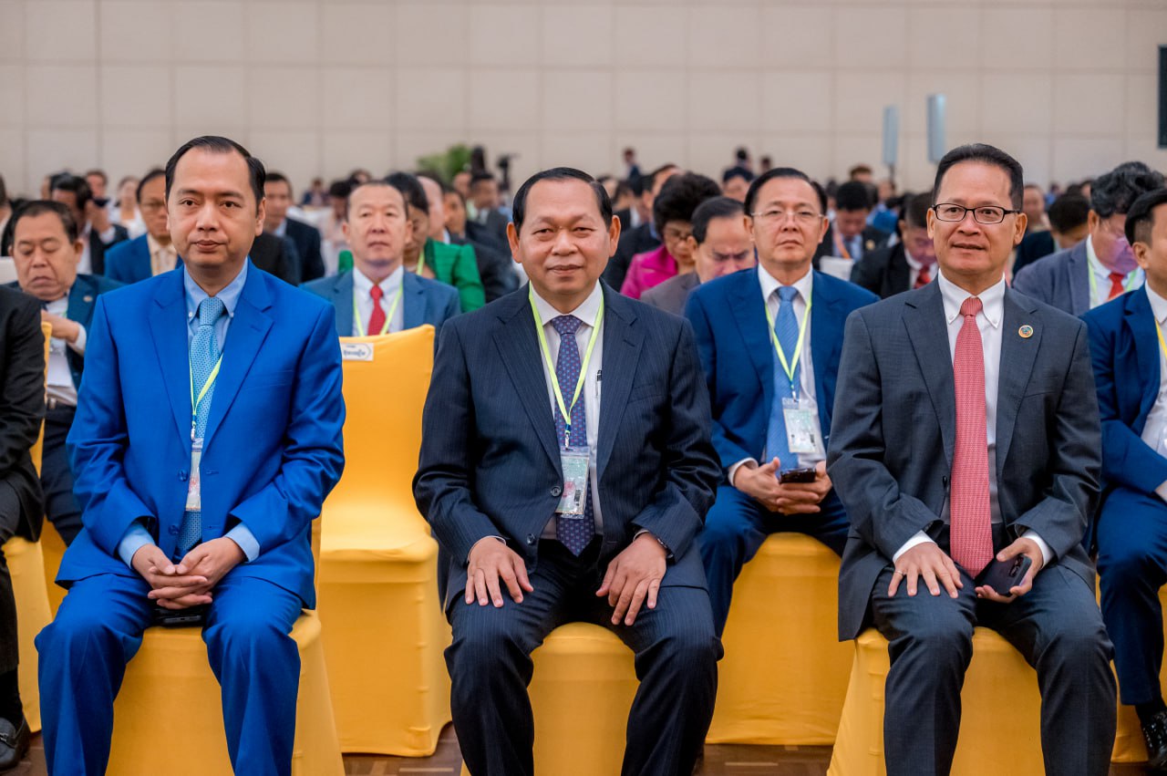 0B412BB7-0668-4022-9167-54590B3D8578