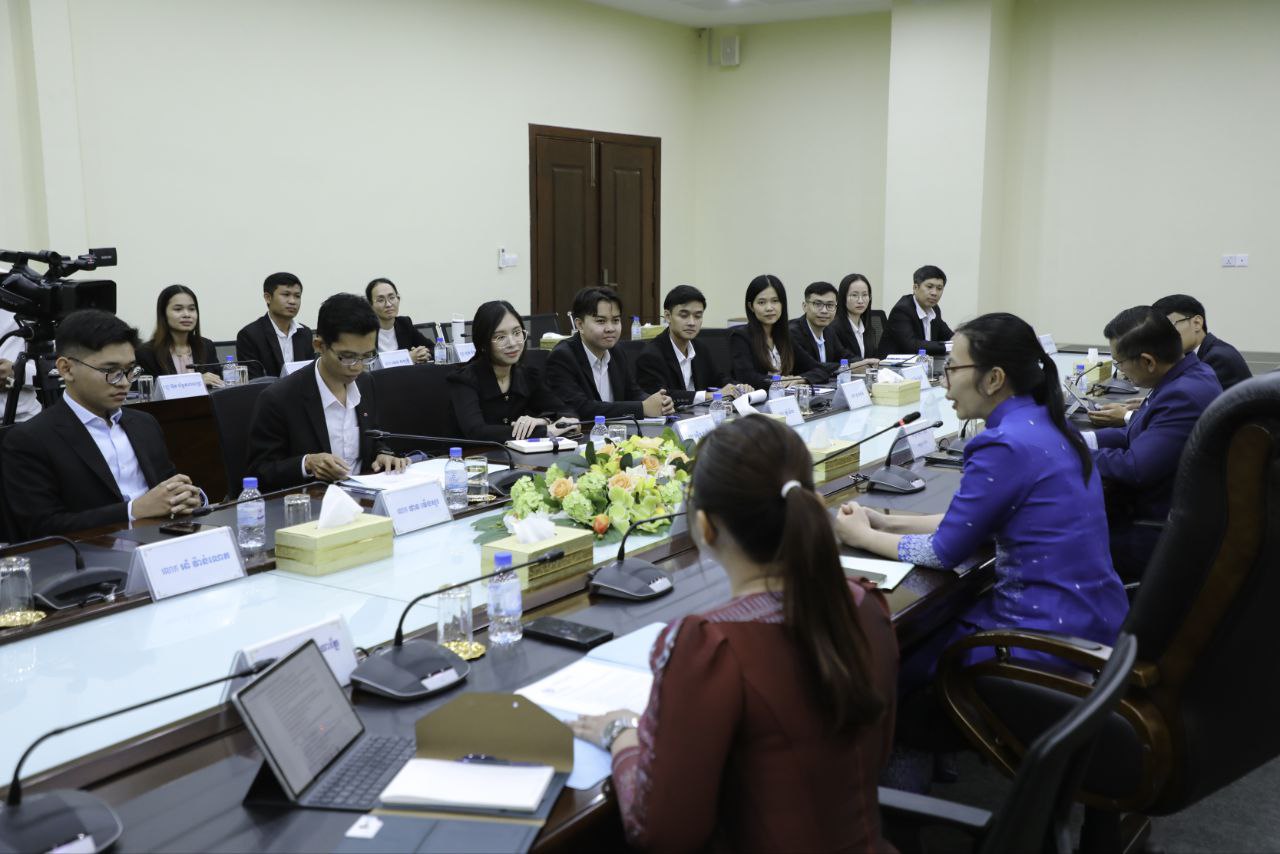 C412FB98-D4E5-45E8-A4D7-3D6710D62FC4