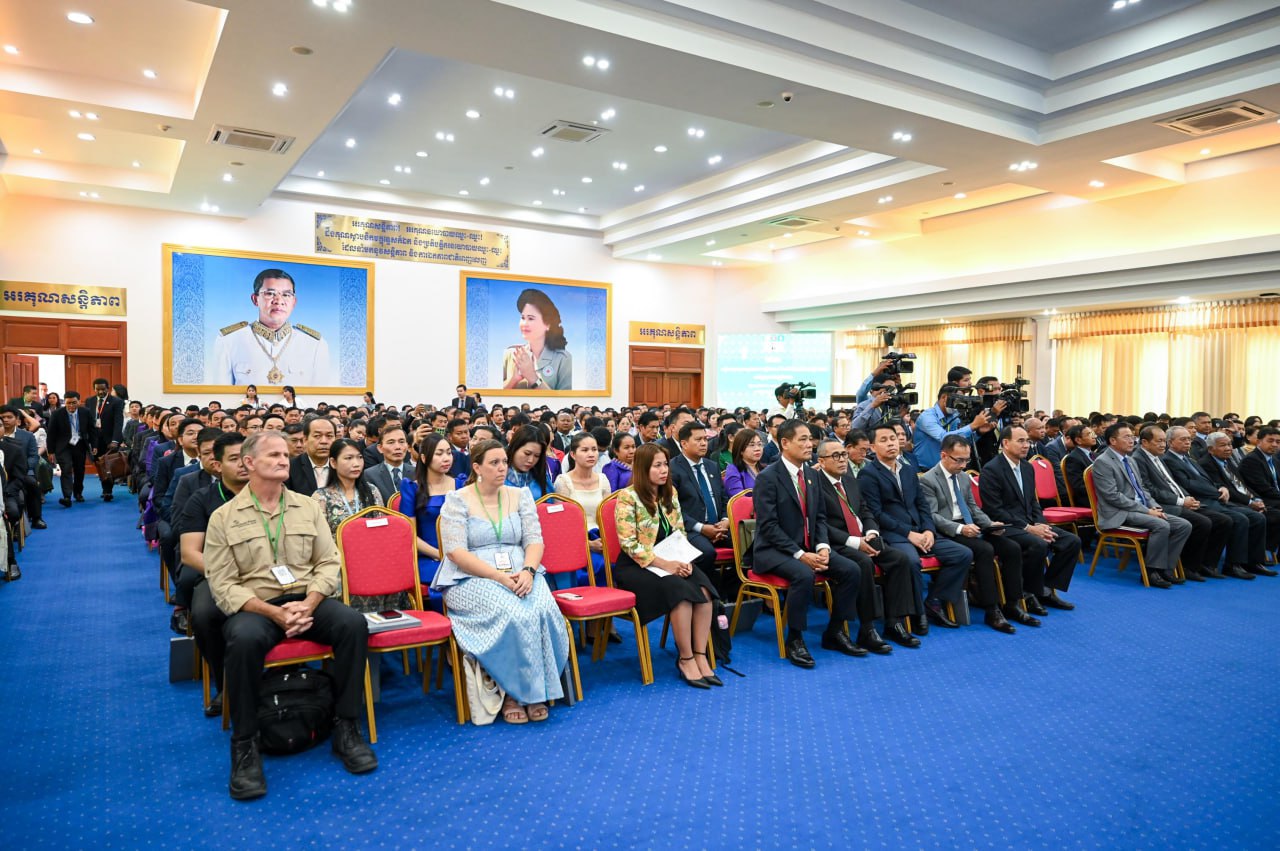 48E3117E-1DB1-45AF-856B-E7BA985E7B75