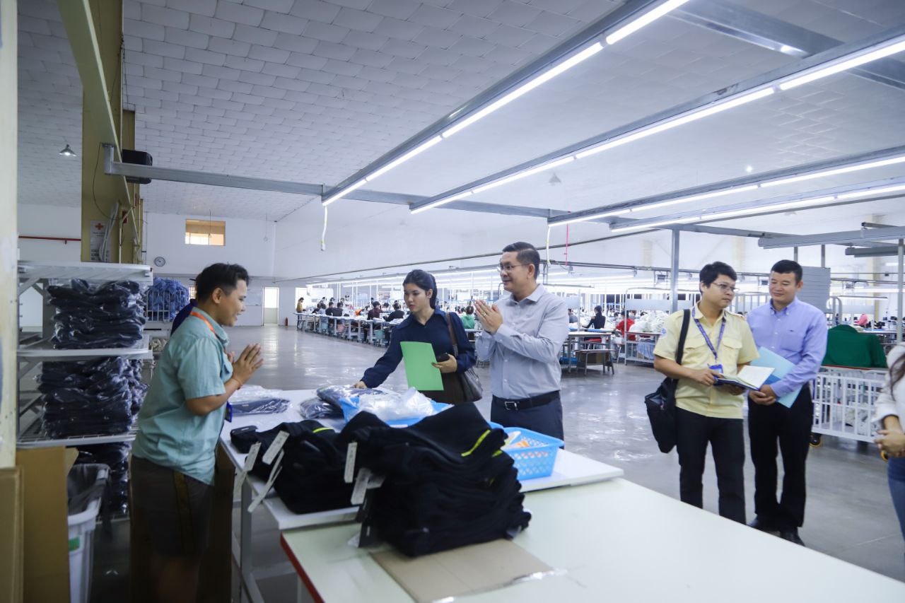 5931ACCB-D2D2-4FCB-BE02-59F056E26E92